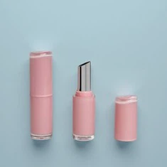 Personalizirane cijevi za usne