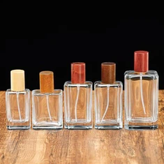 Prijenosna boca parfema koja se može puniti